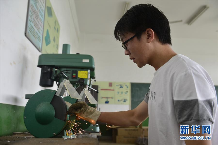 （教育）（5）校园孵化器：成就小梦想实现大抱负 