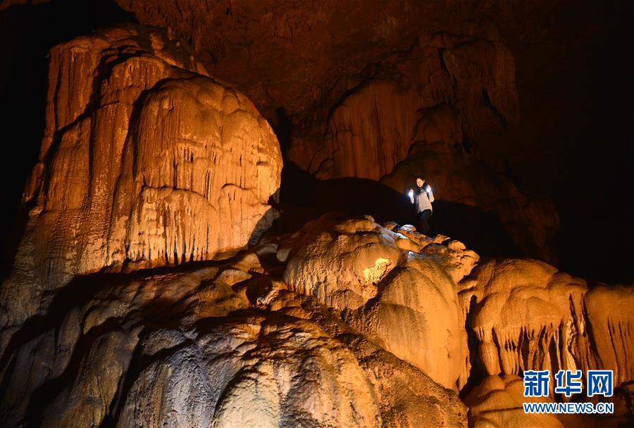 #（美丽中国）（6）探秘湖北西部山区“地下风景线”