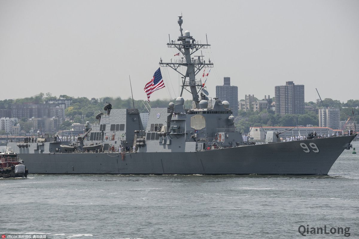 美国2016纽约舰队周开幕 多艘舰艇亮相参加水