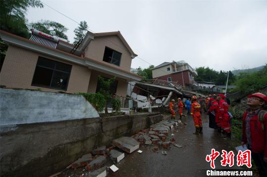 浙江杭州建德发生山体滑坡致3人死亡（组图）