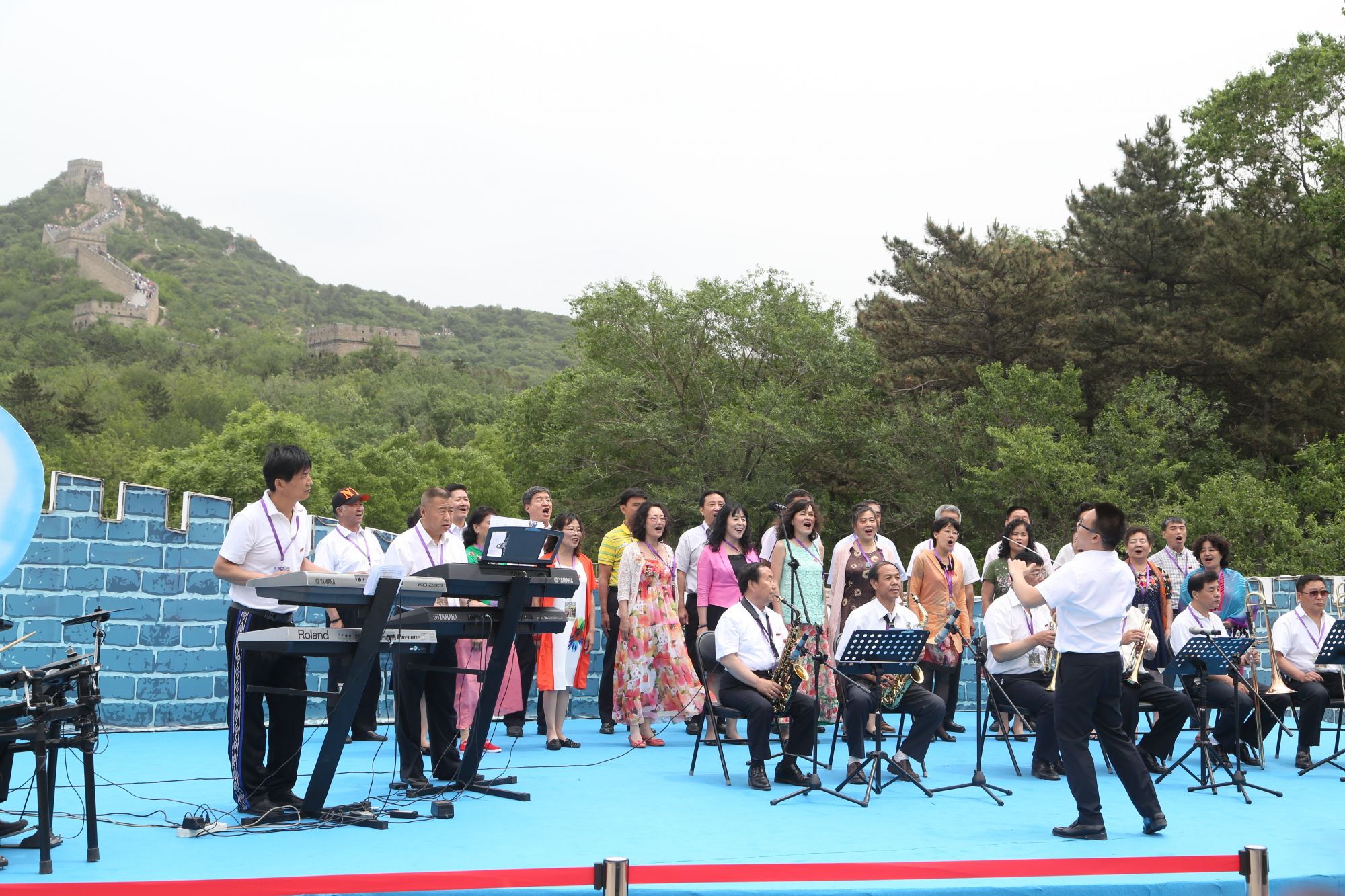 “中美旅游年公益活动”启动-千龙网·中国首都网