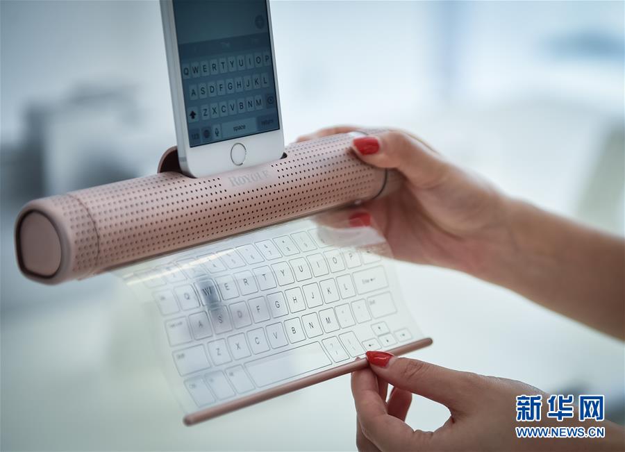 （海归创业就业路·图文互动）（2）柔宇刘自鸿：高新科技遇上“工匠精神”