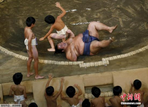 点击进入下一页
