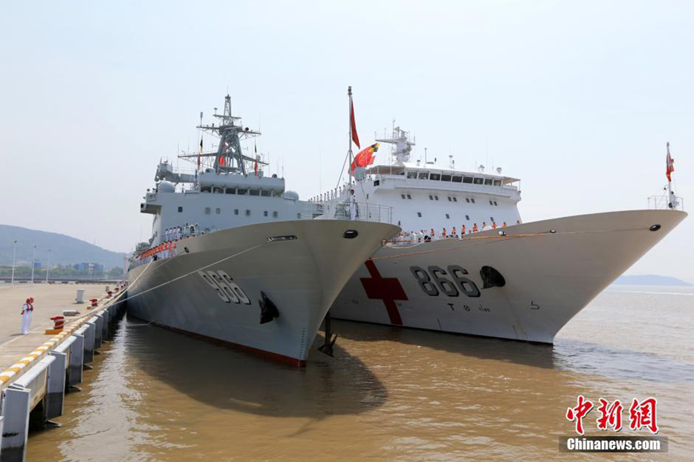 中国海军舰艇编队起航参加 环太平洋 -2016联