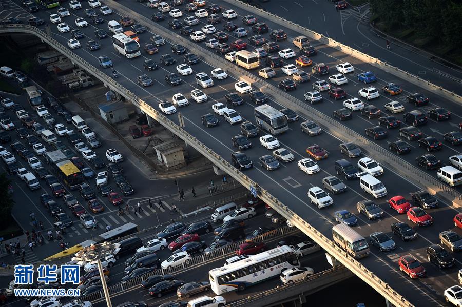 （新华全媒头条·北京治堵·图文互动）（1）首都“拥堵病”还有治吗？ 