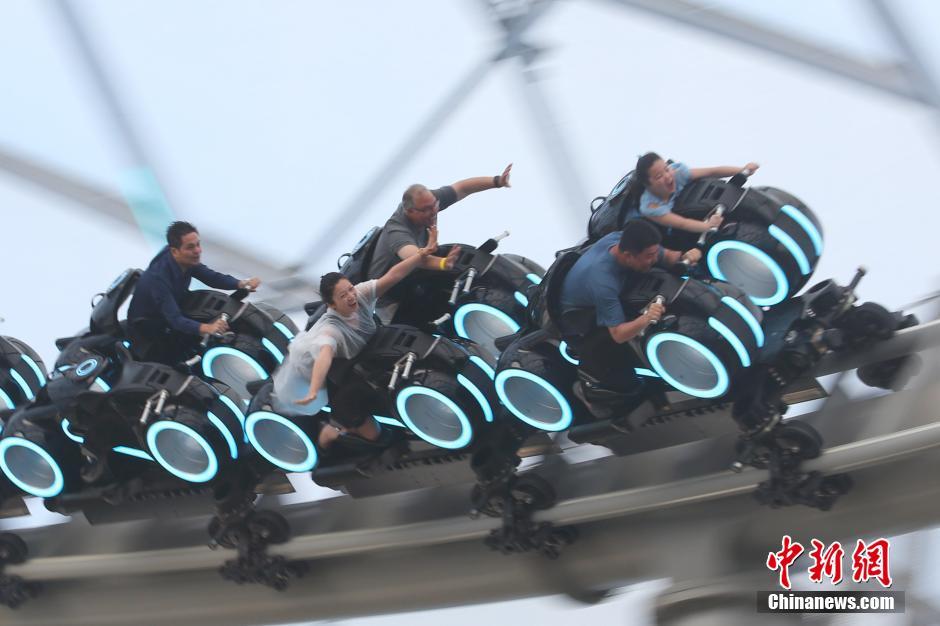 最快过山车创极速光轮成上海迪士尼焦点(3)-