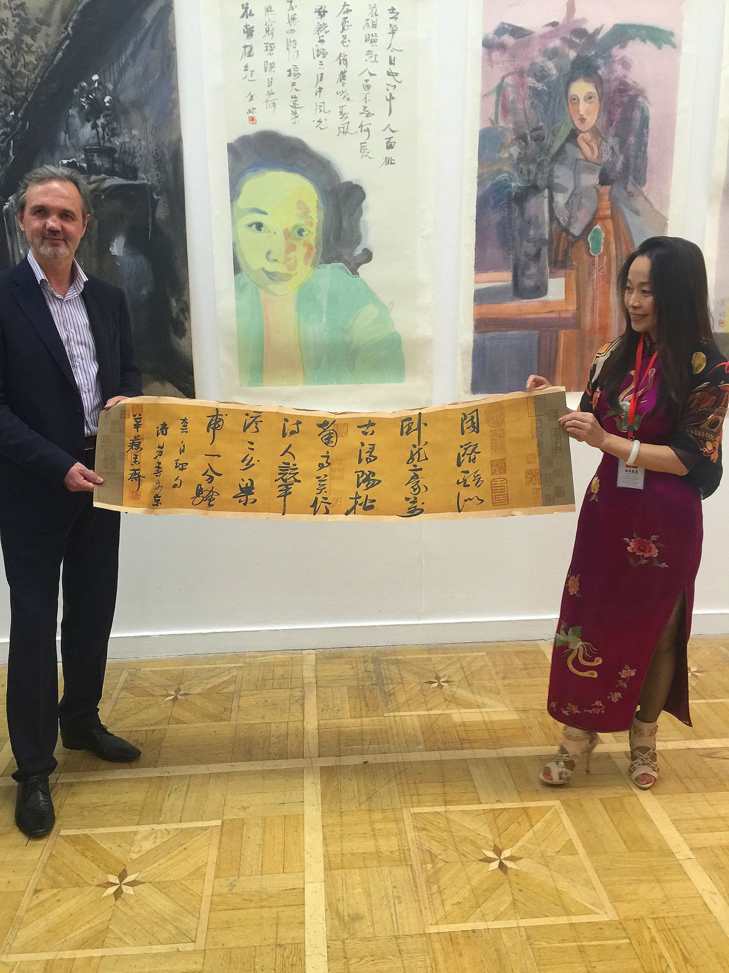 赠送俄罗斯美术家协会主席安德烈•科瓦里丘克作品