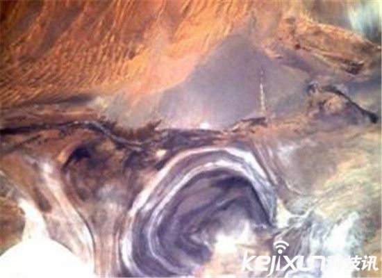 全球最有可能是时空隧道的地方：罗布泊大耳朵！