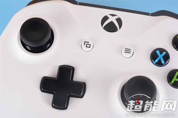 Xbox One S手柄首发图赏：手感大不同