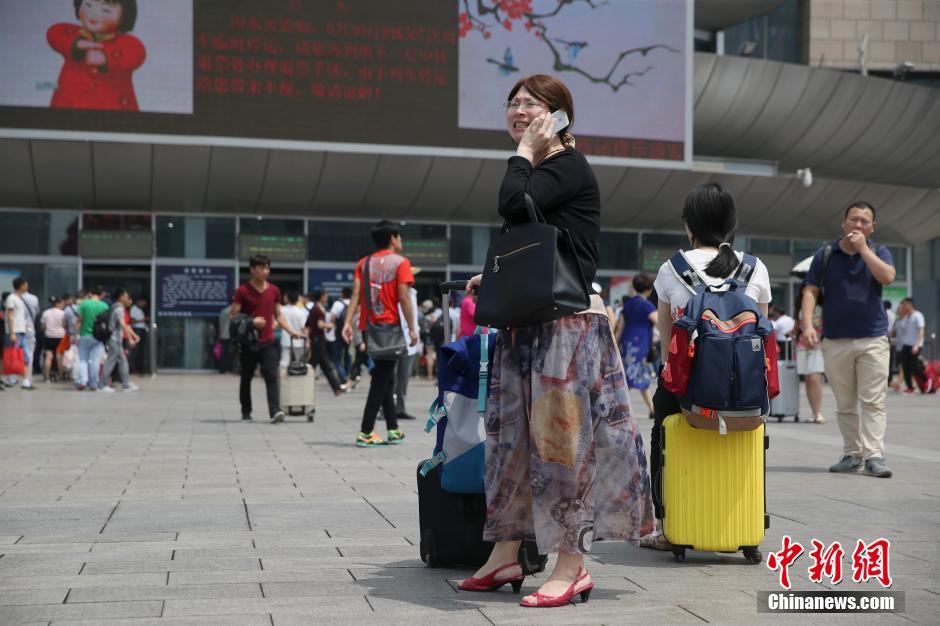 2016年铁路暑运将启动 预计发送旅客5.6亿人次