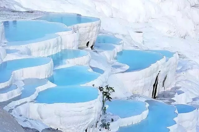 “最不像地球”的地方 中国也有上榜