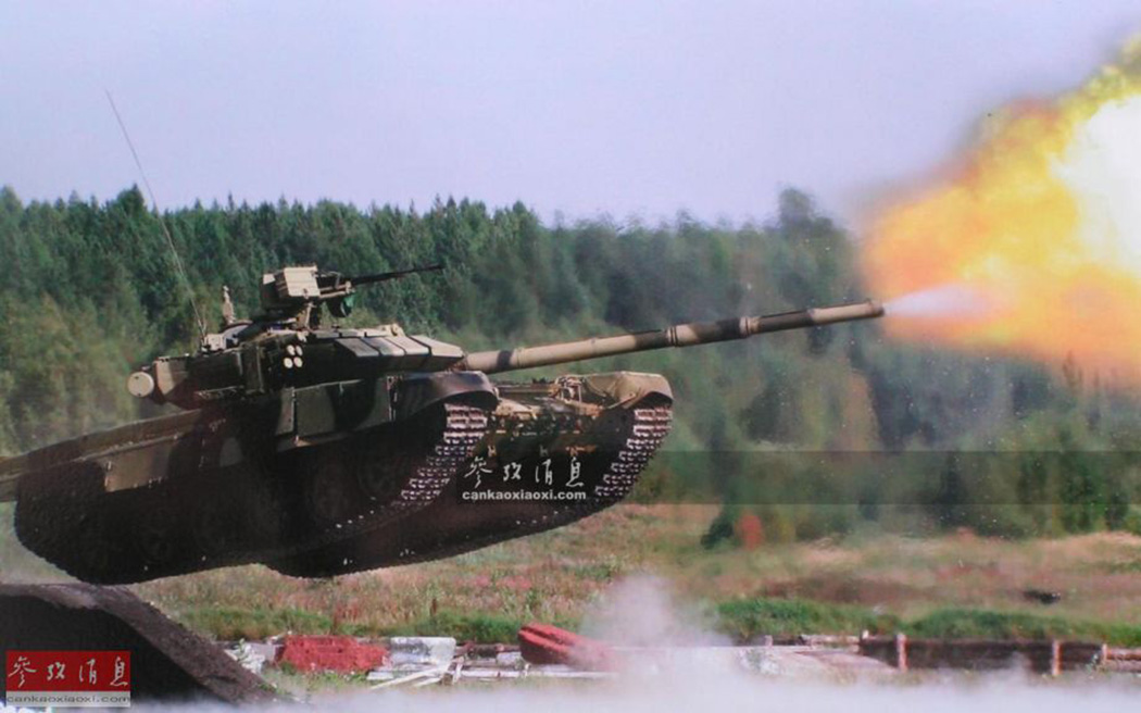 步战车表演绝技!高速越障跳跃射击凌空开炮(3