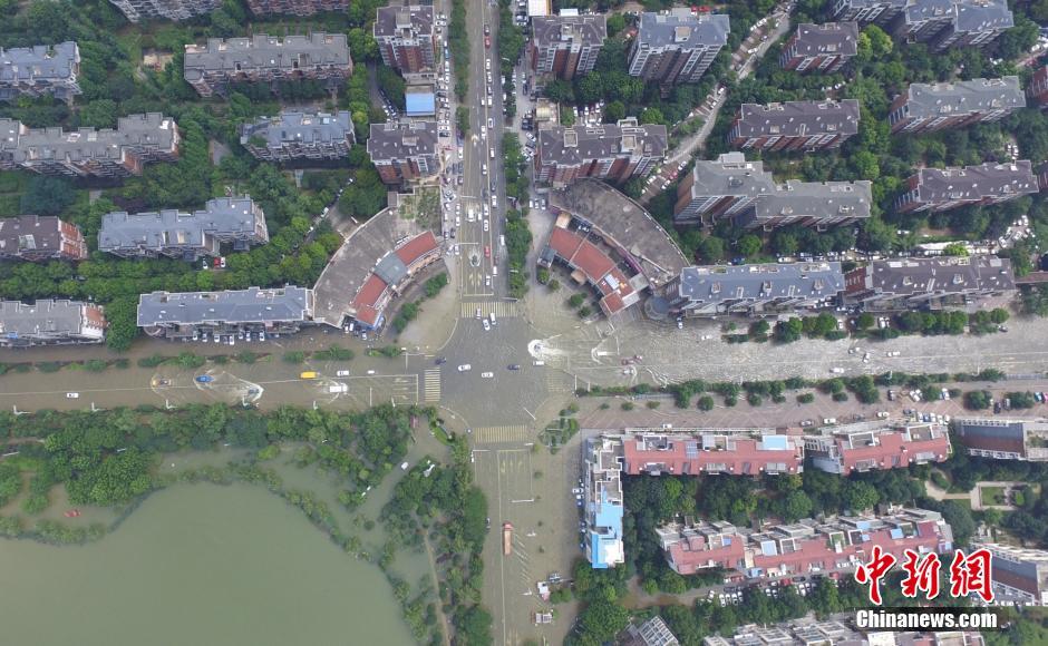 航拍武汉暴雨后城区局部渍水