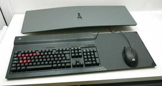 Corsair Lapdog键盘让你在沙发上爽玩PC游戏