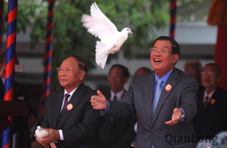 专家:日本软硬两手介入南海推动问题国际化 中