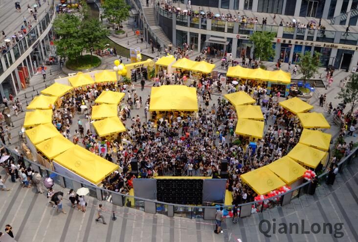 7月9日，黄小厨noob市集三里屯SOHO开集。