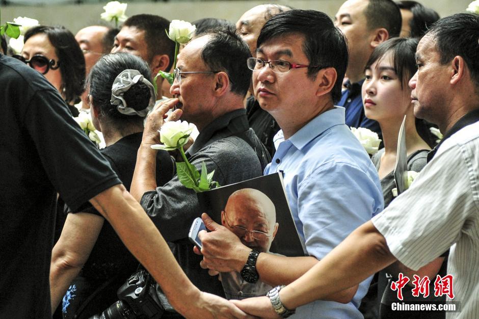叶剑英之子叶选宁告别仪式广州举行