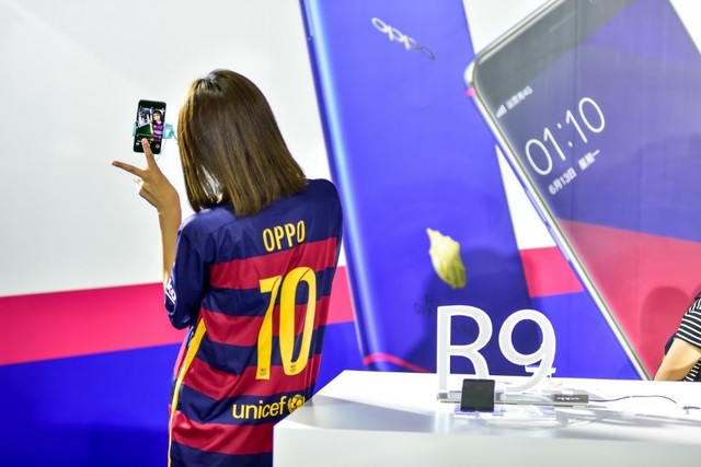 OPPO亮相2016天翼展 销量已达1300万台 