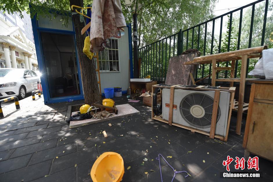 北京集装箱“柜族”工人搬离 柜房或将拆除