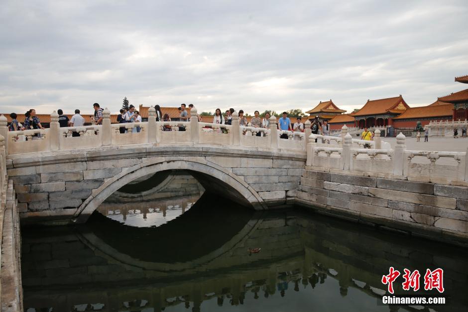 故宫博物院院长揭秘故宫排水系统