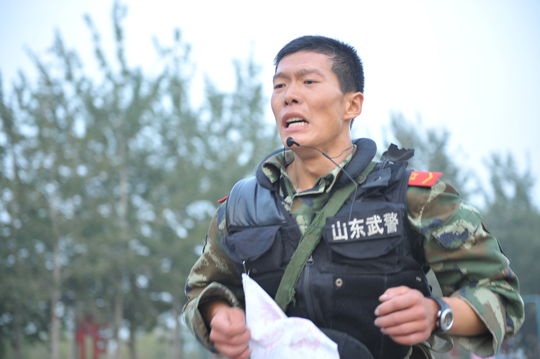 珍贵图集:索马里恐袭遇难中国武警英雄张楠生