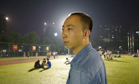 冯巩儿子冯开诚