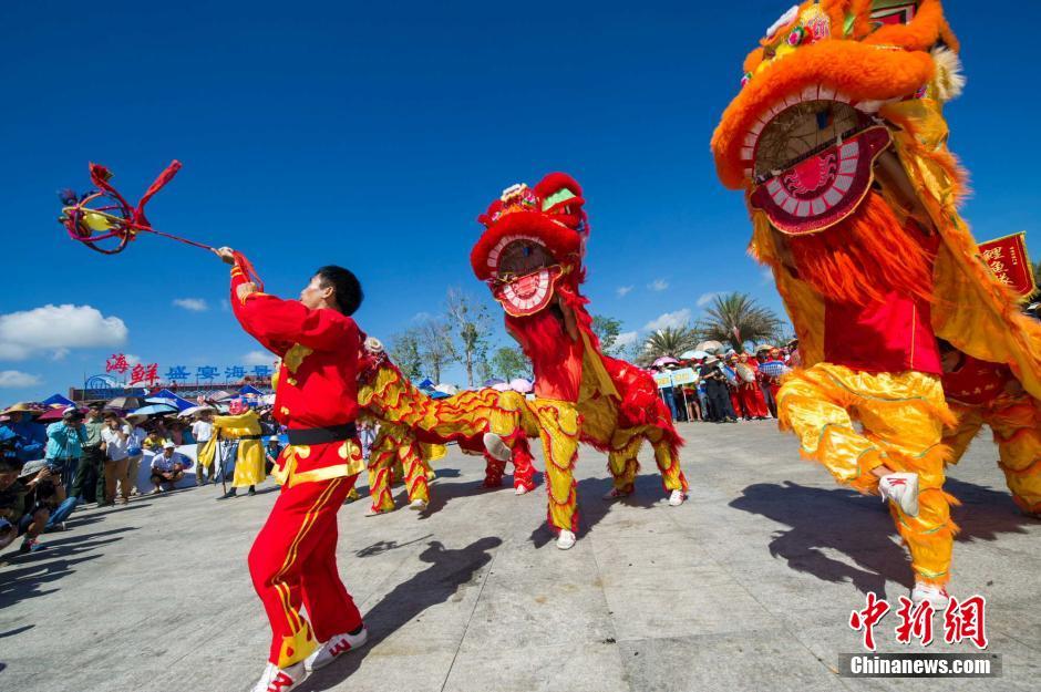 海南潭门举行传统祭海仪式 再现渔家古老典礼