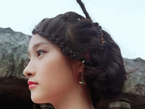 关晓彤变天线宝宝