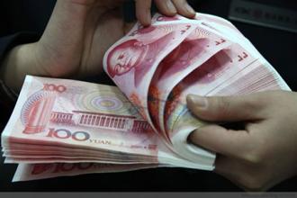 烟台：80后小伙借高利贷摆阔 一顿饭上万