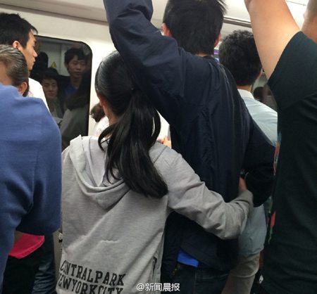 点击图片进入下一页
