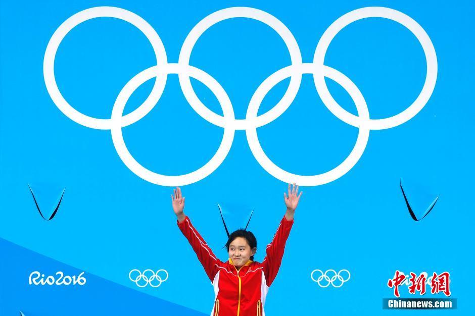 里约奥运女子10米跳台决赛 任茜获金牌司雅杰摘银