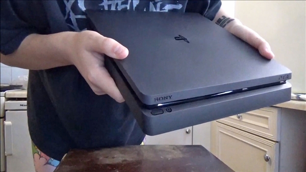 PS Neo/PS4 Slim售价大曝光：值得入手