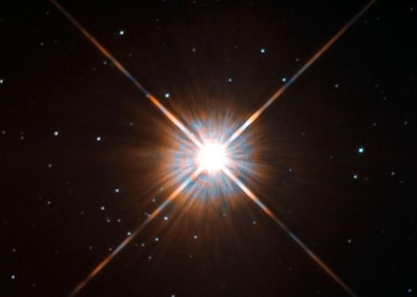 新发现宜居行星“Proxima b”仅距地球4光年 人类有望派太空船勘探