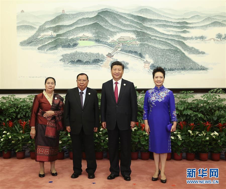 （杭州G20·XHDW）（15）习近平和彭丽媛迎候宴会贵宾