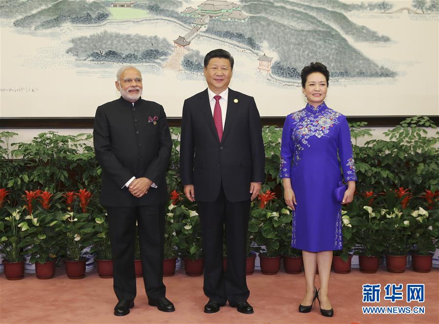 （杭州G20·XHDW）（19）习近平和彭丽媛迎候宴会贵宾