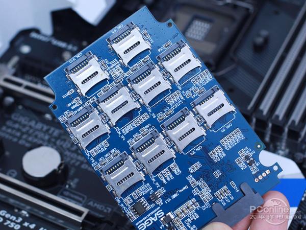 全程酸爽！用4张TF卡组成128G SSD 还装了系统
