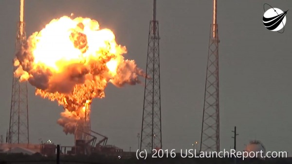 专家推测“猎鹰 9”爆炸源于低级失误