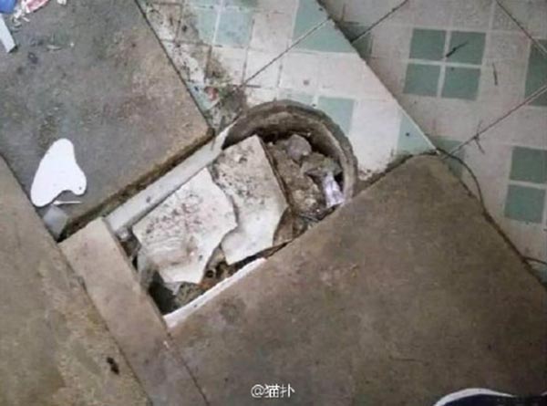 河北一中学新生入住“厕所宿舍” 校方回应：走错了宿舍