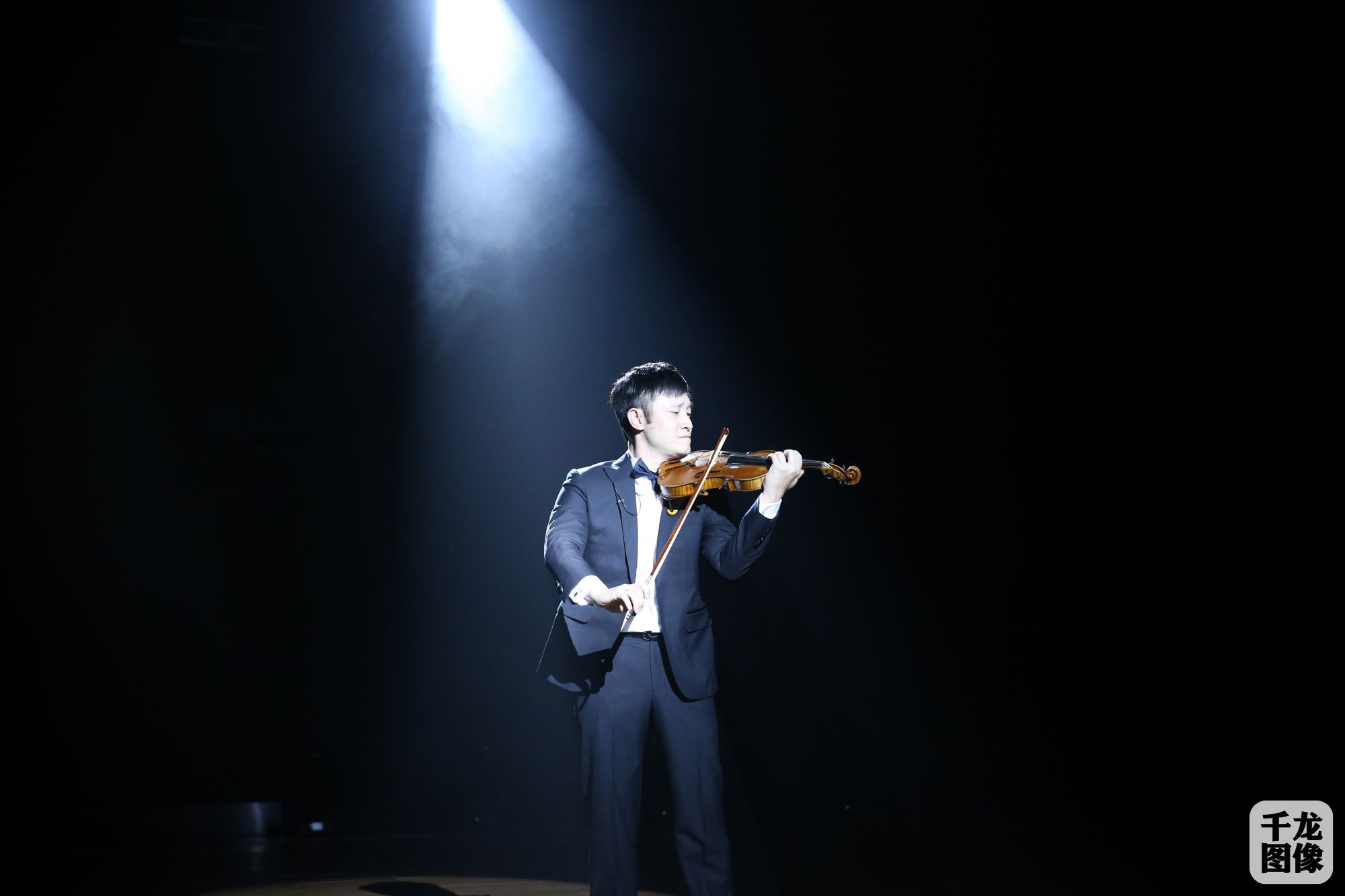 整台节目分为：序曲、先贤的烛光、丰硕的收获、更加美好的世界四部分。