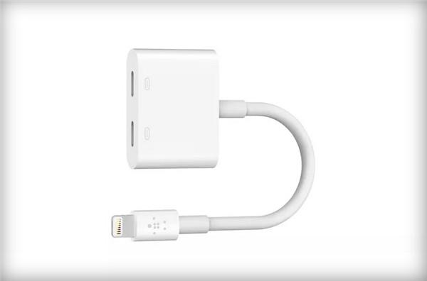 贝尔金推出40美元分线器 iPhone7能同时充电听歌