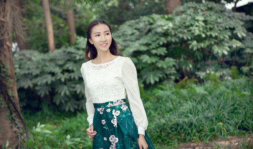 图为浙大“美女博士”生活照。