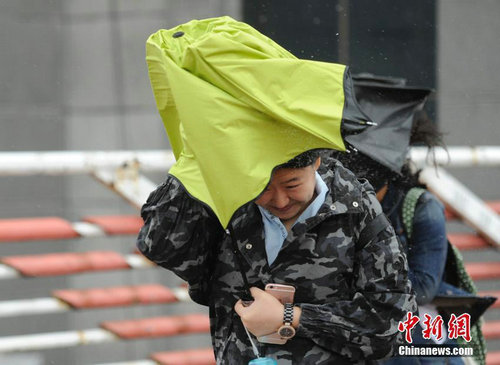 台风狮子山袭东北 强风雨降温齐袭辽宁 