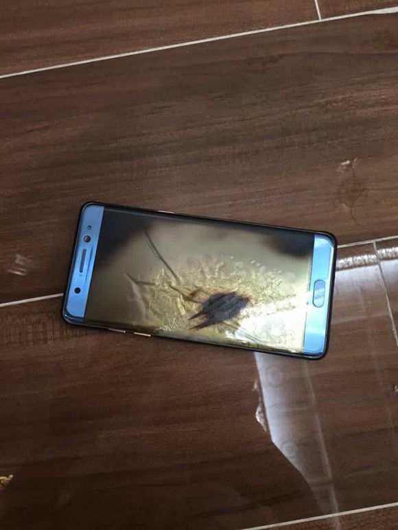 贴吧曝京东国行三星Note 7爆炸：珊瑚蓝款、网友炸锅