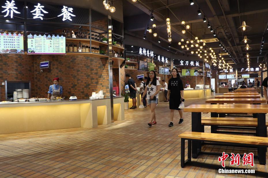 浙江杭州现超高颜值大学食堂