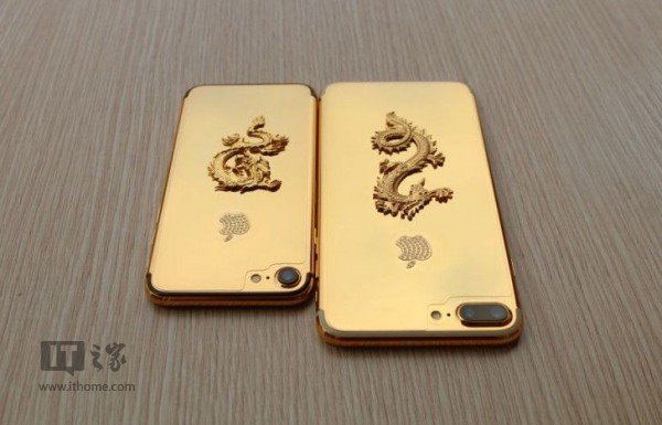  镀金版iPhone7问世：24K金+金龙+镶钻Logo