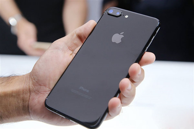 苹果有的忙了！iPhone7再爆两个新Bug 