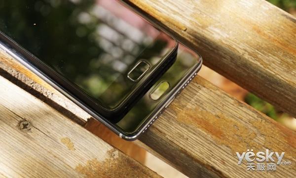 谁秒杀谁？联想ZUK Z2大战小米红米Pro