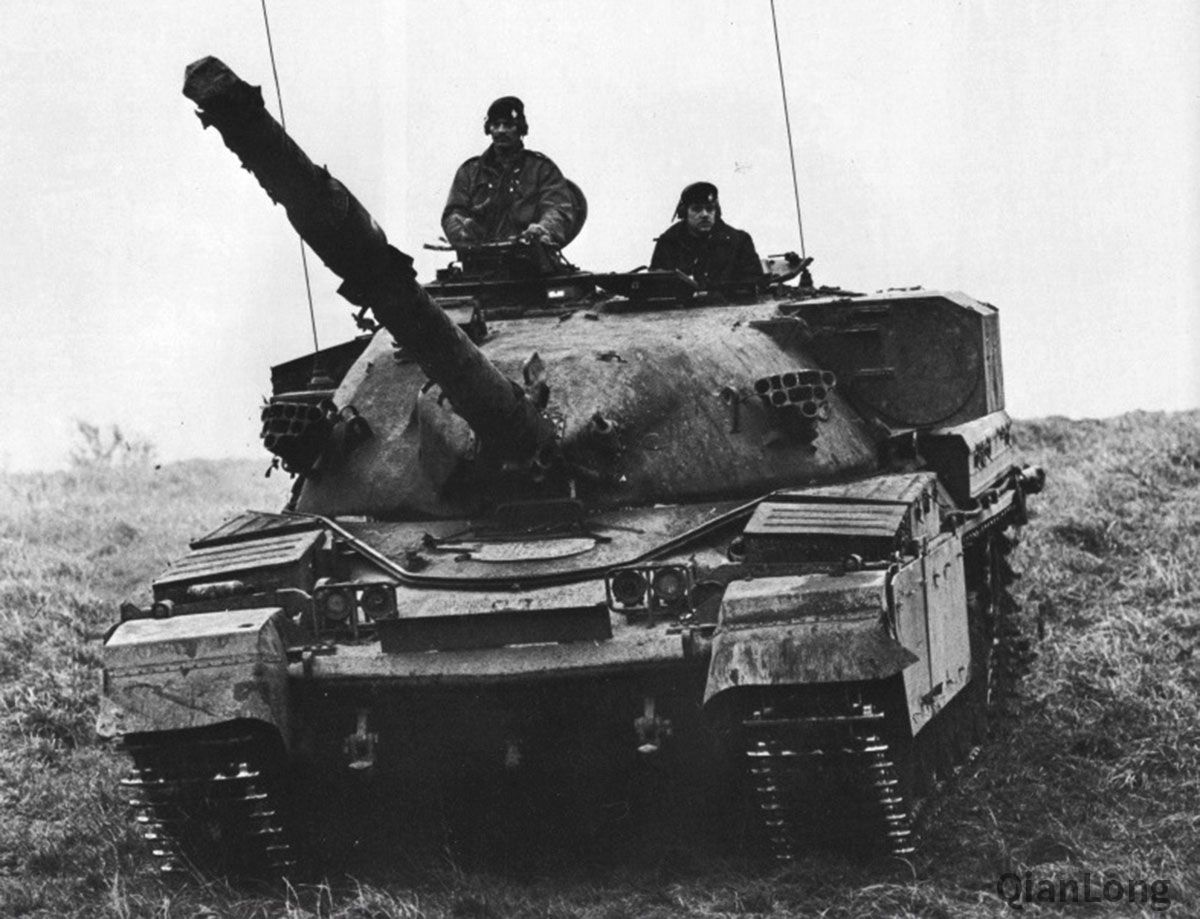 1974年在德国境内演习的英国陆军 酋长坦克是