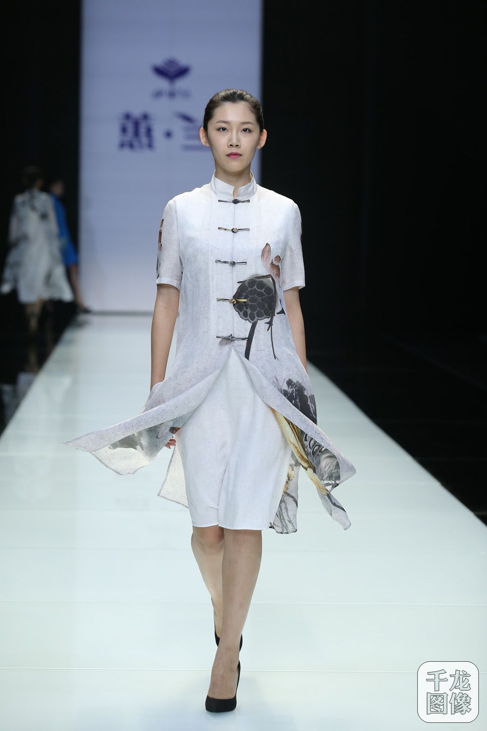 2016北京时装周上，京工集团旗下“伊里兰”品牌以“蕙 兰”为主题向业界及市场发布“四季”女装产品。
