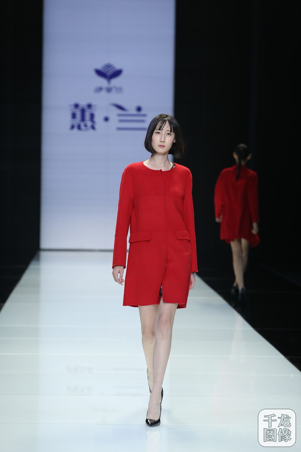 2016北京时装周上，京工集团旗下“伊里兰”品牌以“蕙 兰”为主题向业界及市场发布“四季”女装产品。